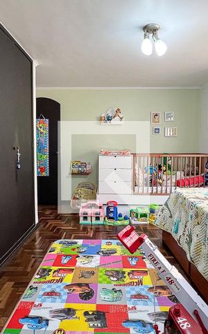 Casa à venda com 230m², 3 quartos e 3 vagasQuarto 2- Suíte