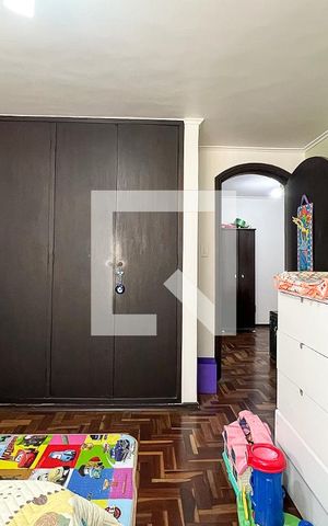 Casa à venda com 230m², 3 quartos e 3 vagasQuarto 2- Suíte