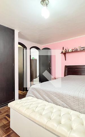 Casa à venda com 230m², 3 quartos e 3 vagasQuarto 1 - Suíte