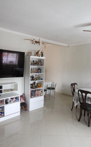 Casa à venda com 150m², 4 quartos e 1 vagaSala Piso Superior