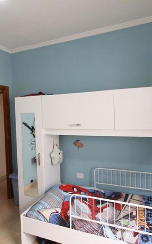 Casa à venda com 150m², 4 quartos e 1 vagaQuarto Piso Superior