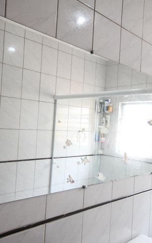 Casa à venda com 150m², 4 quartos e 1 vagaBanheiro Piso Superior