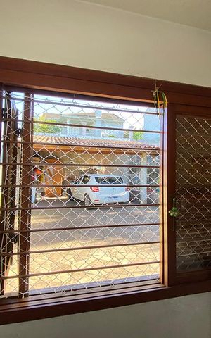 Casa à venda com 106m², 2 quartos e 3 vagasJanela do Quarto 1