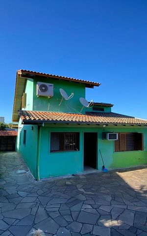 Casa à venda com 106m², 2 quartos e 3 vagasÁrea Externa
