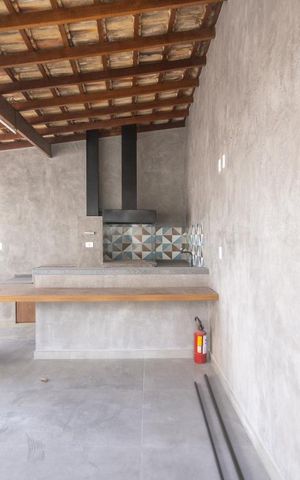 Apartamento à venda com 138m², 3 quartos e 6 vagasChurrasqueira