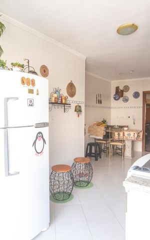 Apartamento à venda com 138m², 3 quartos e 6 vagasCozinha