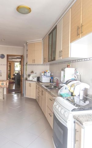 Apartamento à venda com 138m², 3 quartos e 6 vagasCozinha