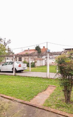 Casa à venda com 188m², 2 quartos e 5 vagas Casa à venda com 188m², 2 quartos e 5 vagasQuintal
