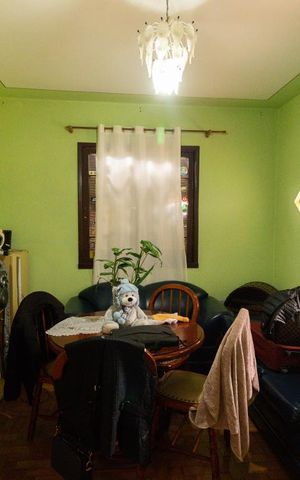 Casa à venda com 188m², 2 quartos e 5 vagas Casa à venda com 188m², 2 quartos e 5 vagasSala de Jantar