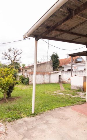 Casa à venda com 188m², 2 quartos e 5 vagas Casa à venda com 188m², 2 quartos e 5 vagasQuintal