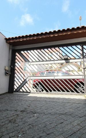 Casa para alugar com 206m², 4 quartos e 5 vagasRampa garagem