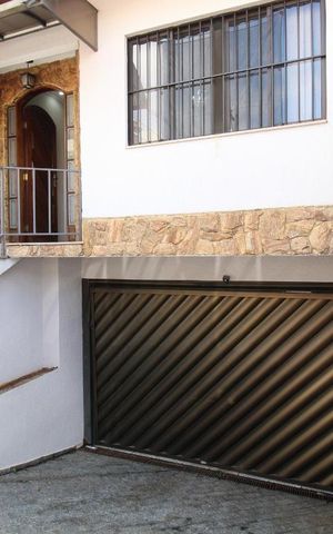Casa para alugar com 206m², 4 quartos e 5 vagasRampa garagem