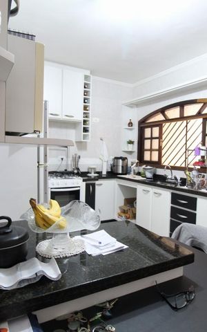 Casa para alugar com 206m², 4 quartos e 5 vagasCozinha
