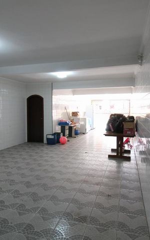 Casa para alugar com 206m², 4 quartos e 5 vagasGaragem