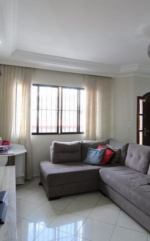 Casa para alugar com 206m², 4 quartos e 5 vagasSala