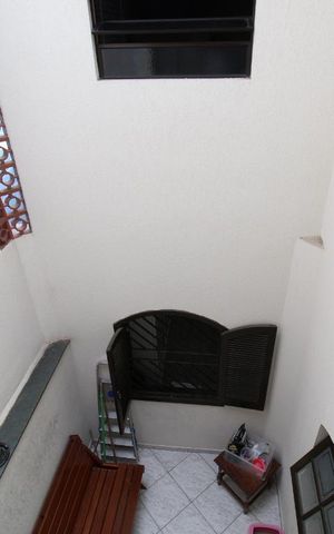 Casa para alugar com 206m², 4 quartos e 5 vagasVista escritório 1
