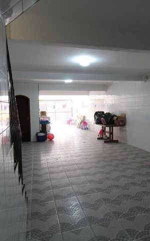 Casa para alugar com 206m², 4 quartos e 5 vagasGaragem