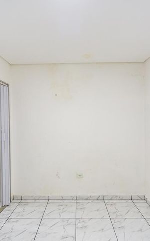 Casa para alugar com 30m², 1 quarto e sem vaga Casa para alugar com 30m², 1 quarto e sem vagaQuarto