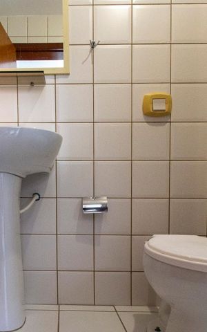 Apartamento para alugar com 70m², 2 quartos e 1 vagaBanheiro do quarto 01