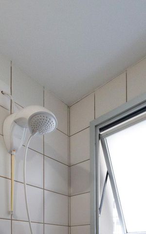 Apartamento para alugar com 70m², 2 quartos e 1 vagaBanheiro do quarto 01
