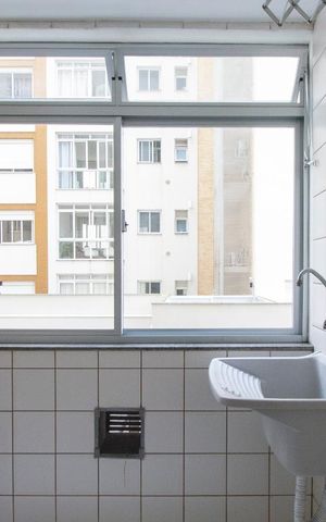 Apartamento para alugar com 70m², 2 quartos e 1 vagaArea de serviço