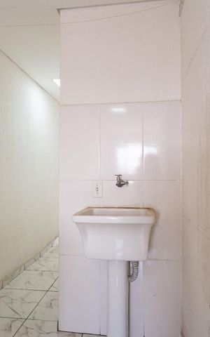 Casa para alugar com 35m², 1 quarto e sem vaga Casa para alugar com 35m², 1 quarto e sem vagaÁrea de Serviço