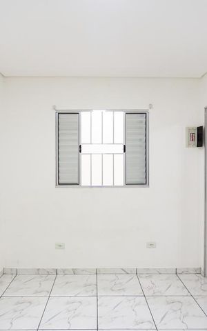 Casa para alugar com 35m², 1 quarto e sem vaga Casa para alugar com 35m², 1 quarto e sem vagaQuarto