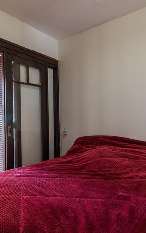 Casa à venda com 252m², 3 quartos e 2 vagas Casa à venda com 252m², 3 quartos e 2 vagasQuarto 2