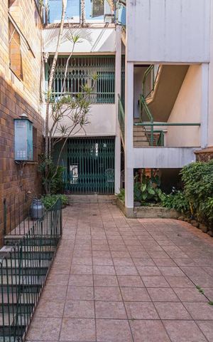 Casa à venda com 252m², 3 quartos e 2 vagas Casa à venda com 252m², 3 quartos e 2 vagasVaranda da Sala 1