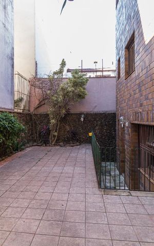 Casa à venda com 252m², 3 quartos e 2 vagas Casa à venda com 252m², 3 quartos e 2 vagasVaranda da Sala 1