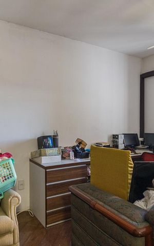 Casa à venda com 252m², 3 quartos e 2 vagas Casa à venda com 252m², 3 quartos e 2 vagasBanheiro 3