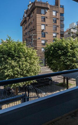 Casa à venda com 252m², 3 quartos e 2 vagas Casa à venda com 252m², 3 quartos e 2 vagasVaranda da Sala 2
