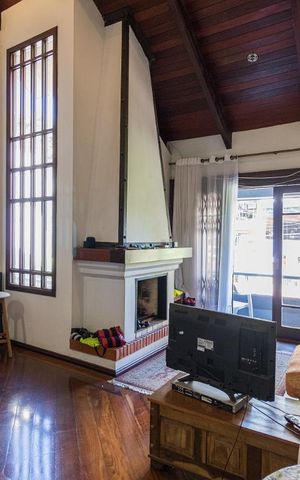 Casa à venda com 252m², 3 quartos e 2 vagas Casa à venda com 252m², 3 quartos e 2 vagasSala 2