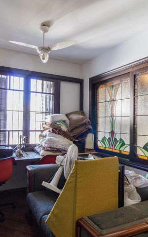 Casa à venda com 252m², 3 quartos e 2 vagas Casa à venda com 252m², 3 quartos e 2 vagasBanheiro 3