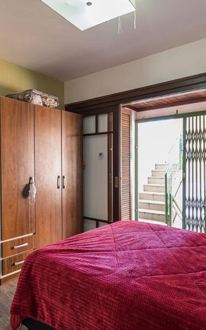 Casa à venda com 252m², 3 quartos e 2 vagas Casa à venda com 252m², 3 quartos e 2 vagasQuarto 2
