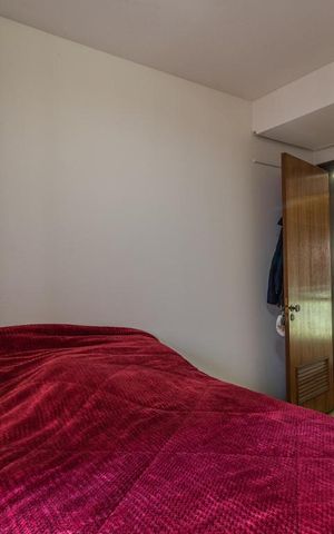 Casa à venda com 252m², 3 quartos e 2 vagas Casa à venda com 252m², 3 quartos e 2 vagasQuarto 2