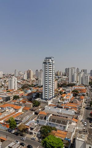 Apartamento à venda com 160m², 3 quartos e 3 vagas Apartamento à venda com 160m², 3 quartos e 3 vagasVista da Sacada