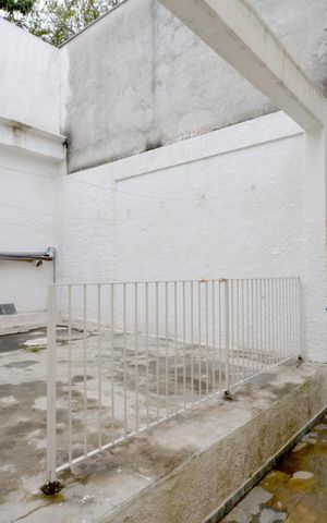 Casa à venda com 200m², 4 quartos e 4 vagas Casa à venda com 200m², 4 quartos e 4 vagasQuintal