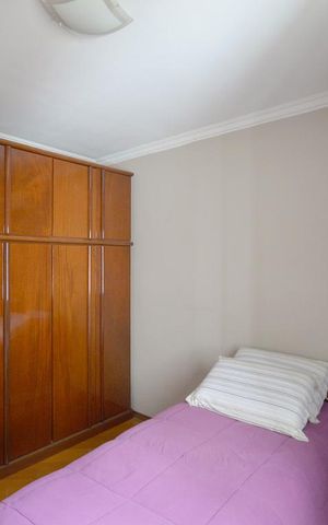 Casa à venda com 200m², 4 quartos e 4 vagas Casa à venda com 200m², 4 quartos e 4 vagasQuarto 4