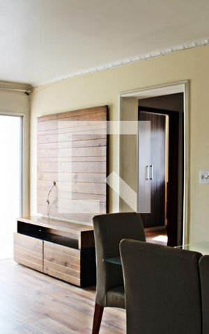 Apartamento para alugar com 72m², 2 quartos e 2 vagasSala