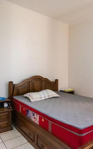 Casa à venda com 200m², 2 quartos e 2 vagas Casa à venda com 200m², 2 quartos e 2 vagasSuíte