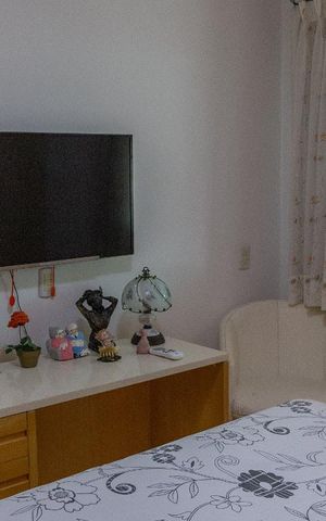Apartamento à venda com 380m², 4 quartos e 3 vagas Apartamento à venda com 380m², 4 quartos e 3 vagasSuíte 2