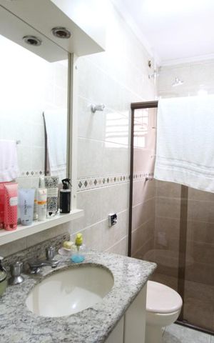 Casa à venda com 220m², 3 quartos e 5 vagasBanheiro