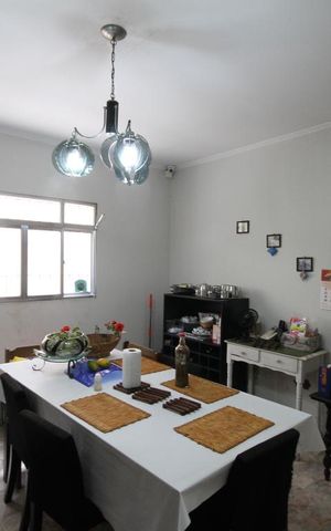 Casa à venda com 220m², 3 quartos e 5 vagasSala de jantar