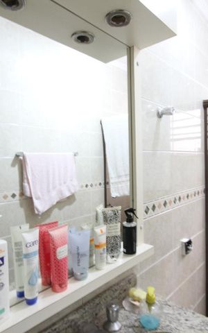 Casa à venda com 220m², 3 quartos e 5 vagasBanheiro