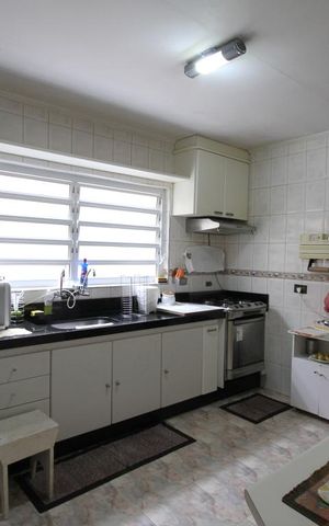 Casa à venda com 220m², 3 quartos e 5 vagasCozinha