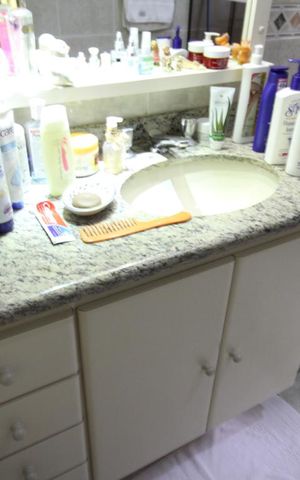 Casa à venda com 220m², 3 quartos e 5 vagasSuíte 