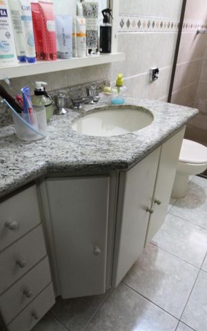 Casa à venda com 220m², 3 quartos e 5 vagasBanheiro
