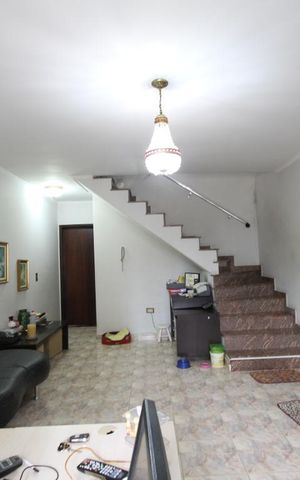 Casa à venda com 220m², 3 quartos e 5 vagasSala