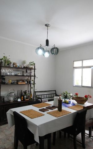 Casa à venda com 220m², 3 quartos e 5 vagasSala de jantar